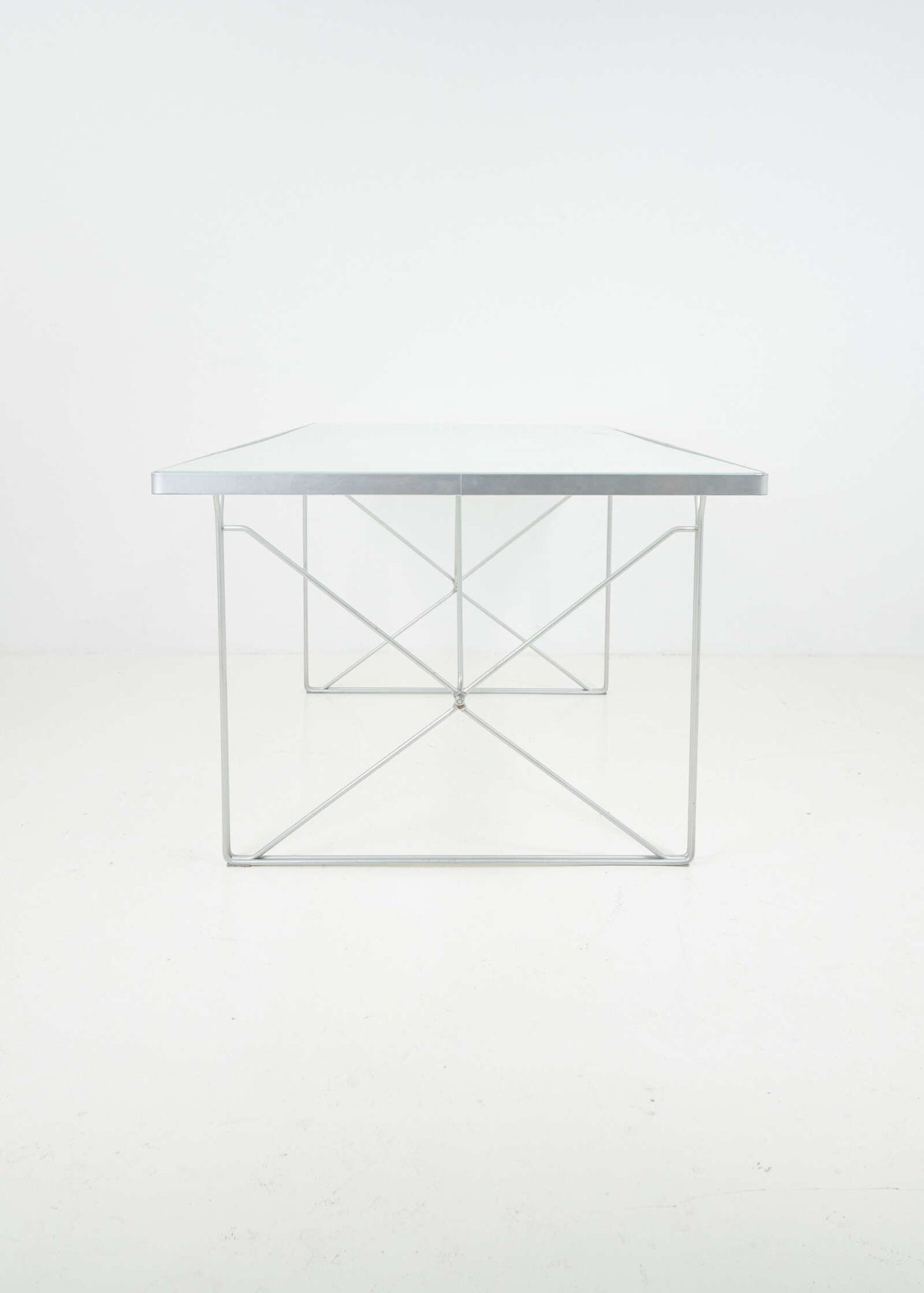 Moment-table-Niels-Gammelgaard-ikea-0805