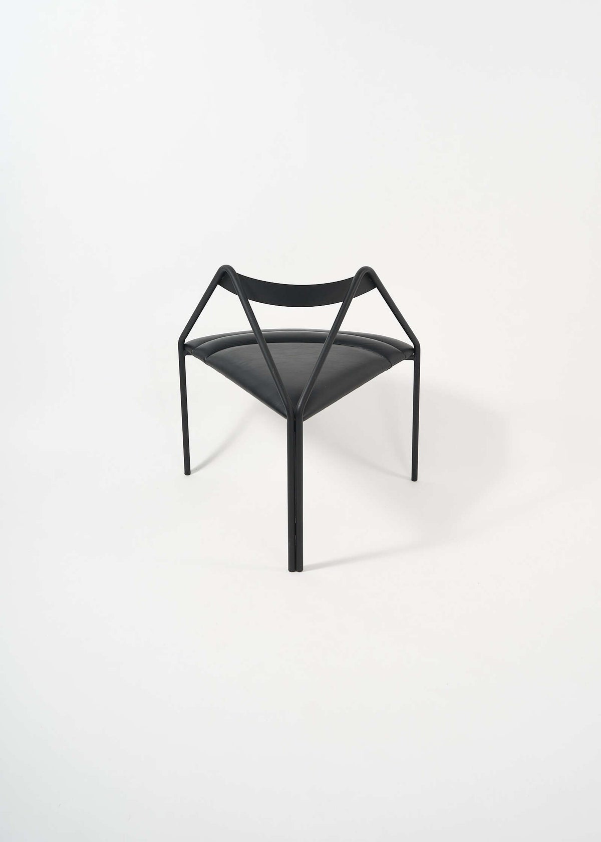 FullRoom_Furniture_design_chair-Amisco-0522