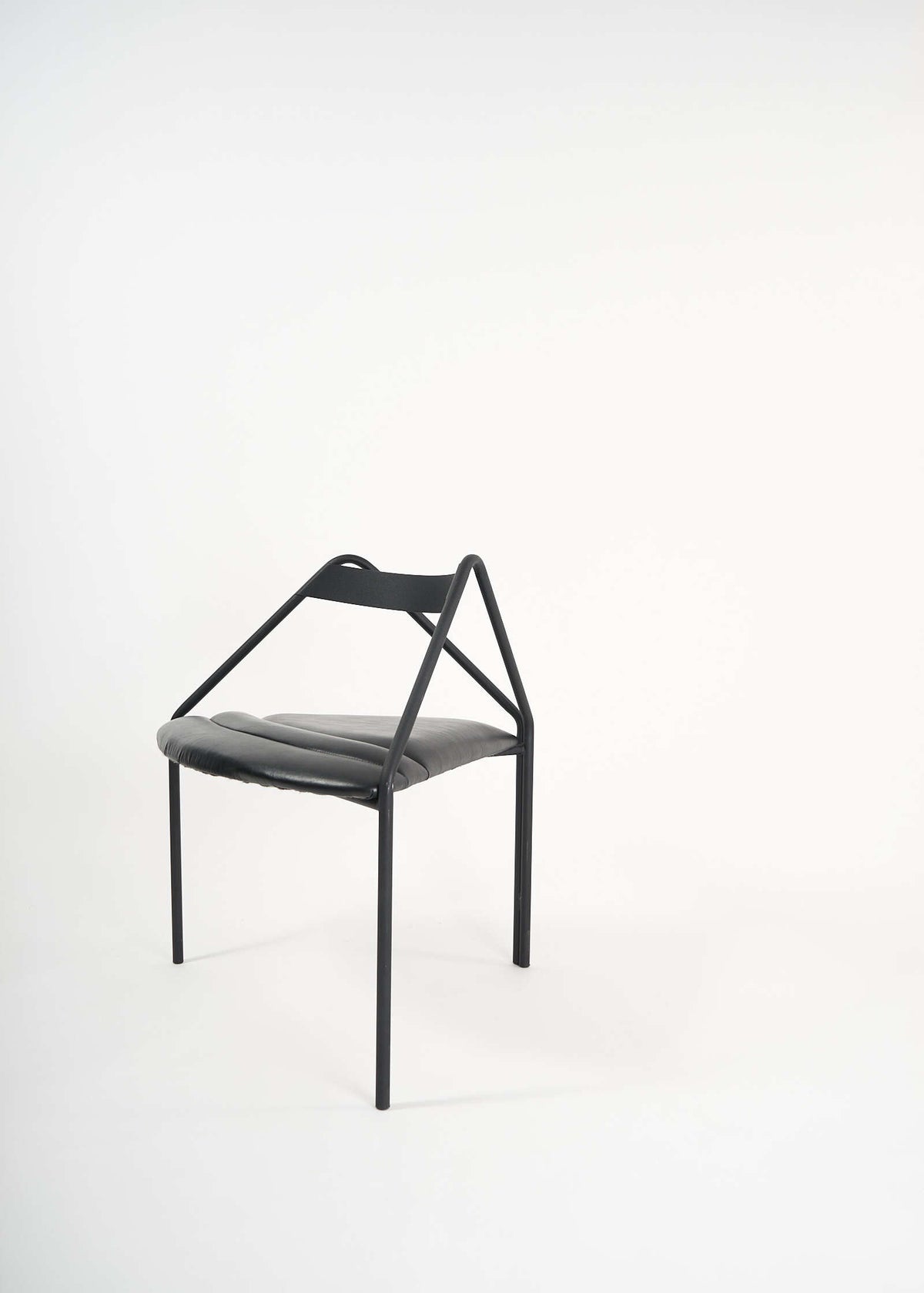 FullRoom_Furniture_design_chair-Amisco-0548