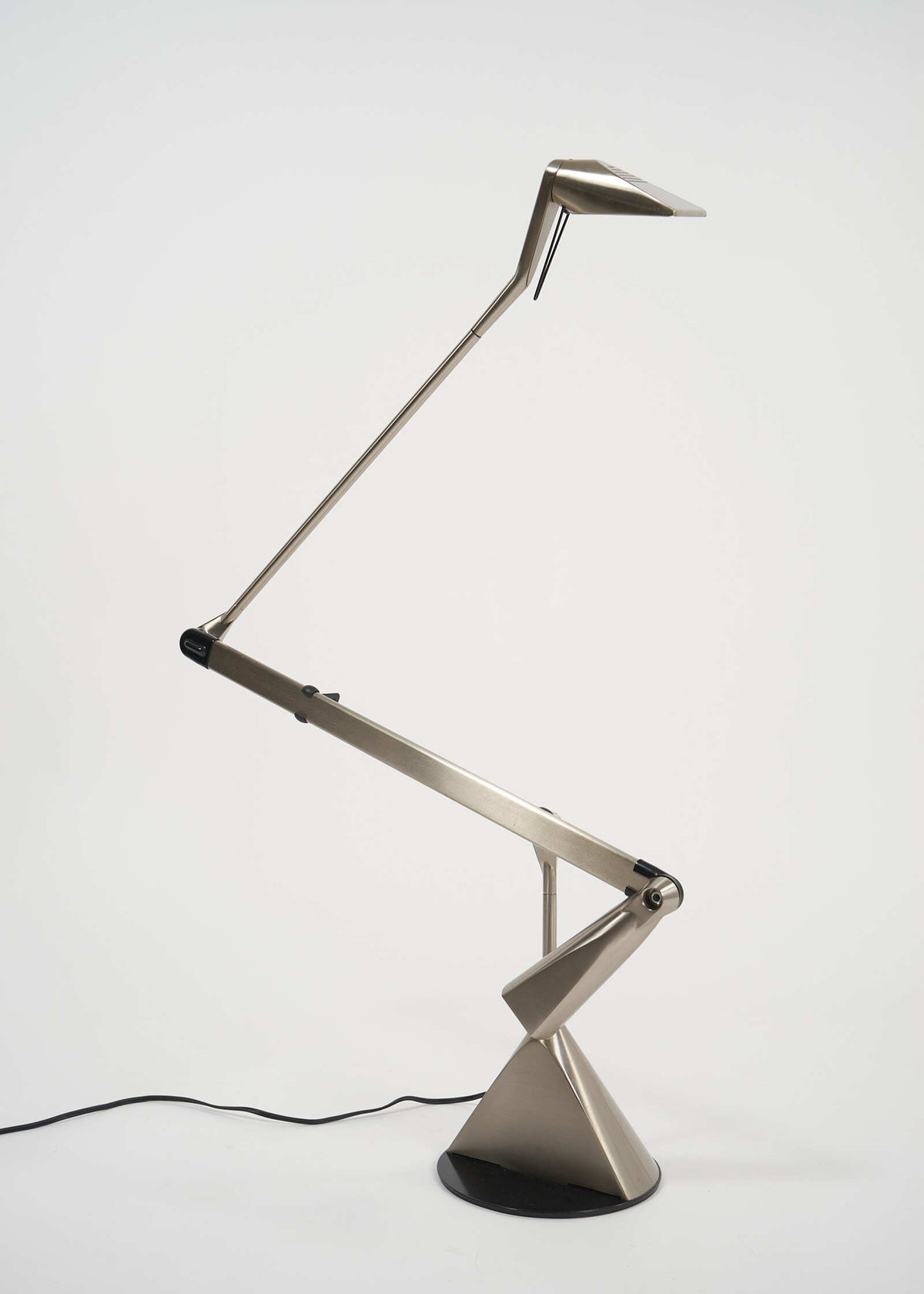 FullRoom-Lamp-Zelig-Lumina-Walter-Monici-0864