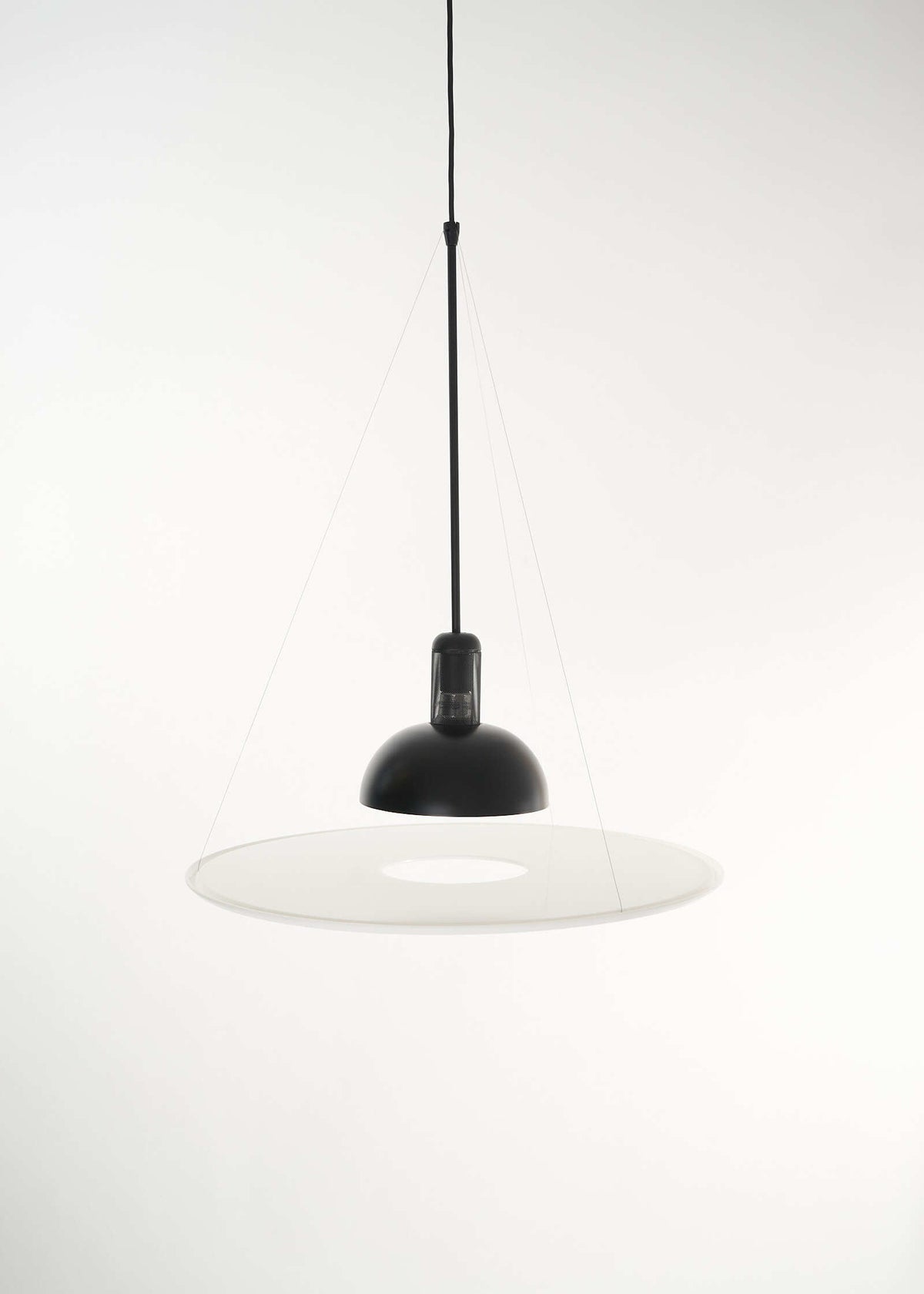 FRISBI-pendant-FullRoom-Design-Lighting2437