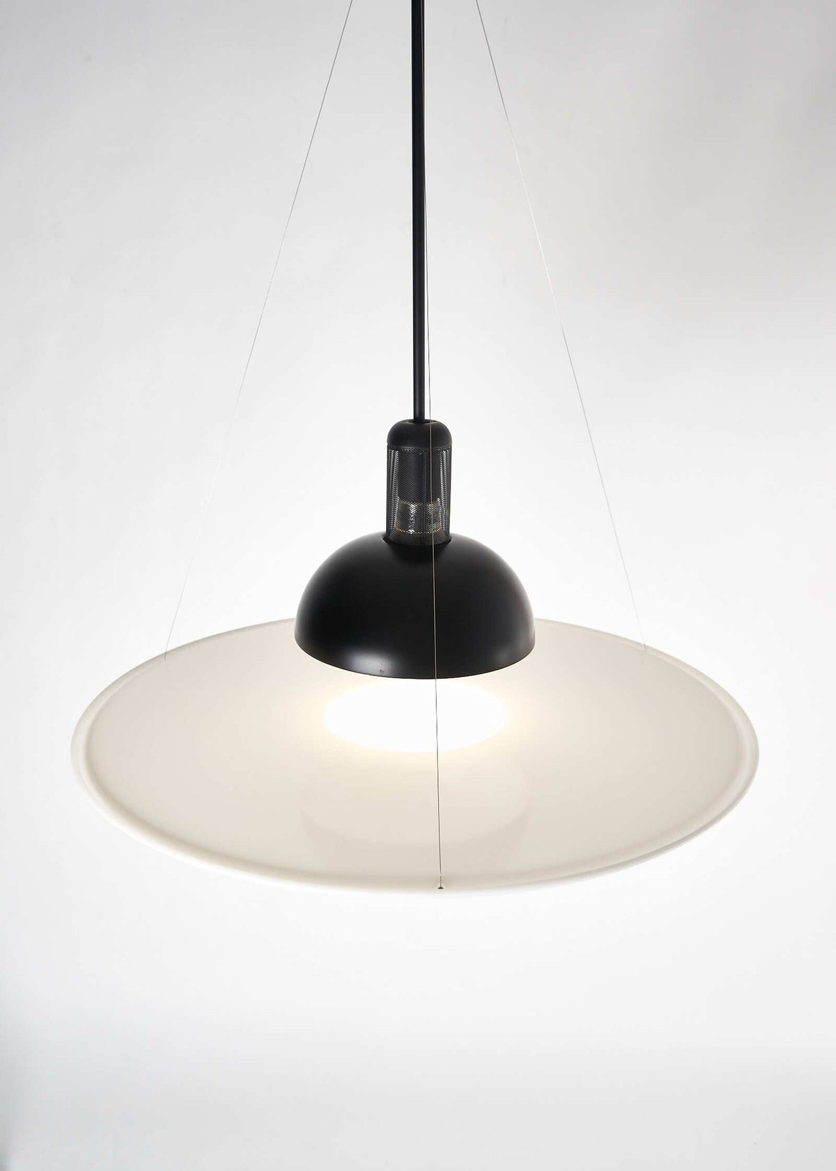 FRISBI-pendant-FullRoom-Design-Lighting3509