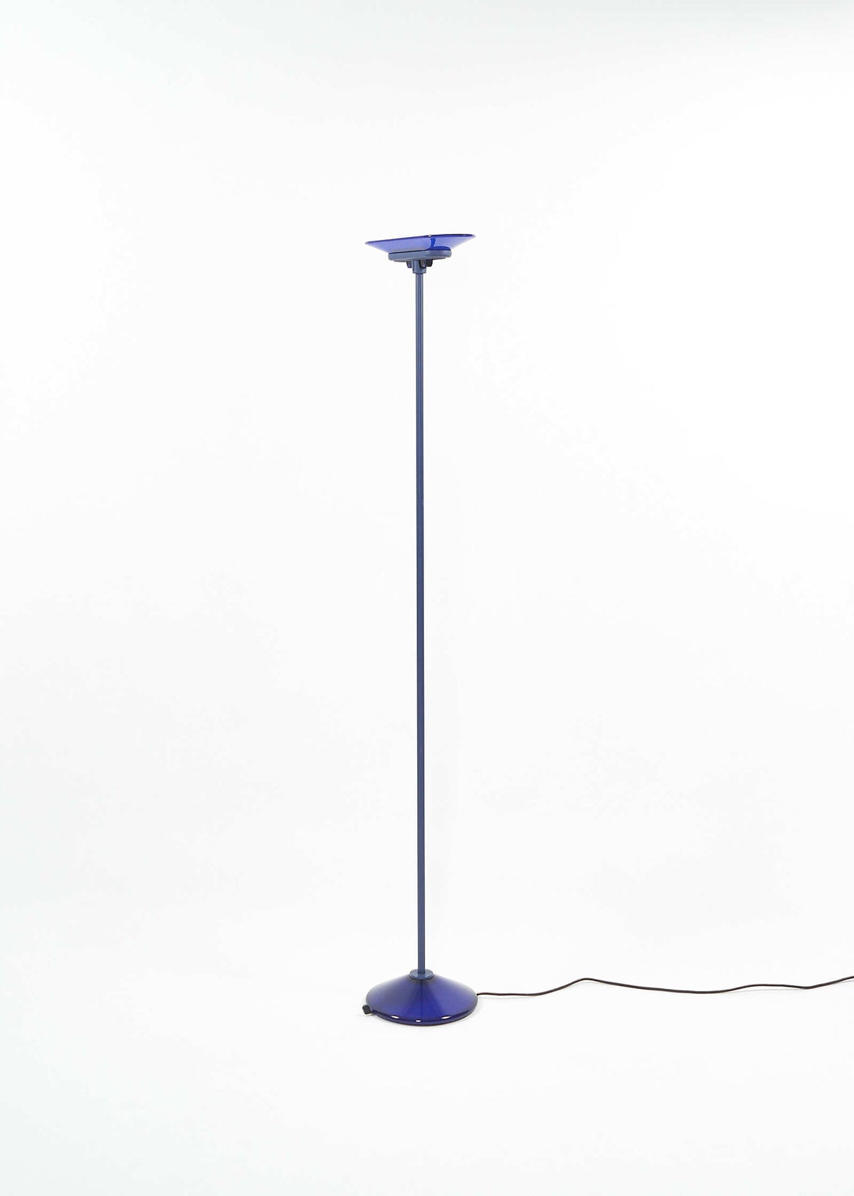 JILL-A380-Lamp-Perry-King-Arteluce-FullRoom1305