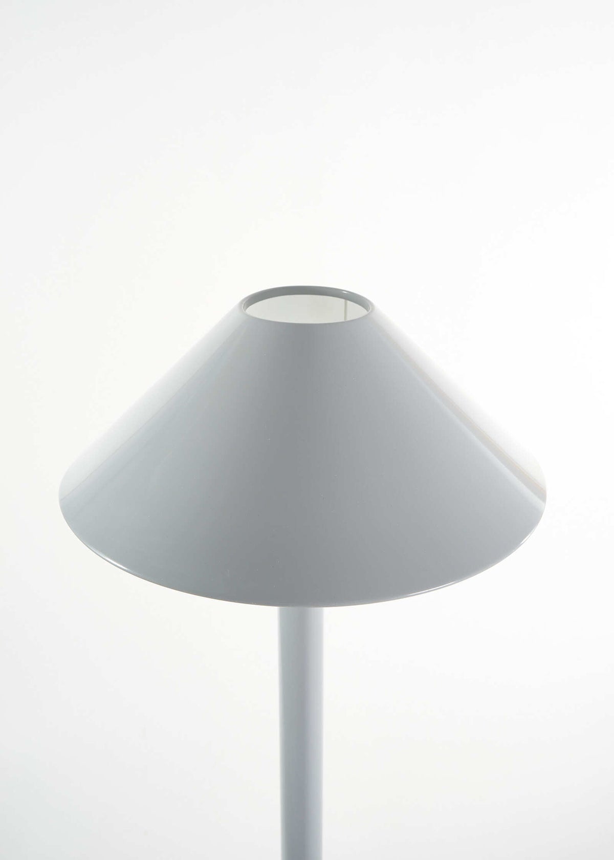 Trapeze-floorlamp-Sverige-vintage-lighting-FullRoom1462