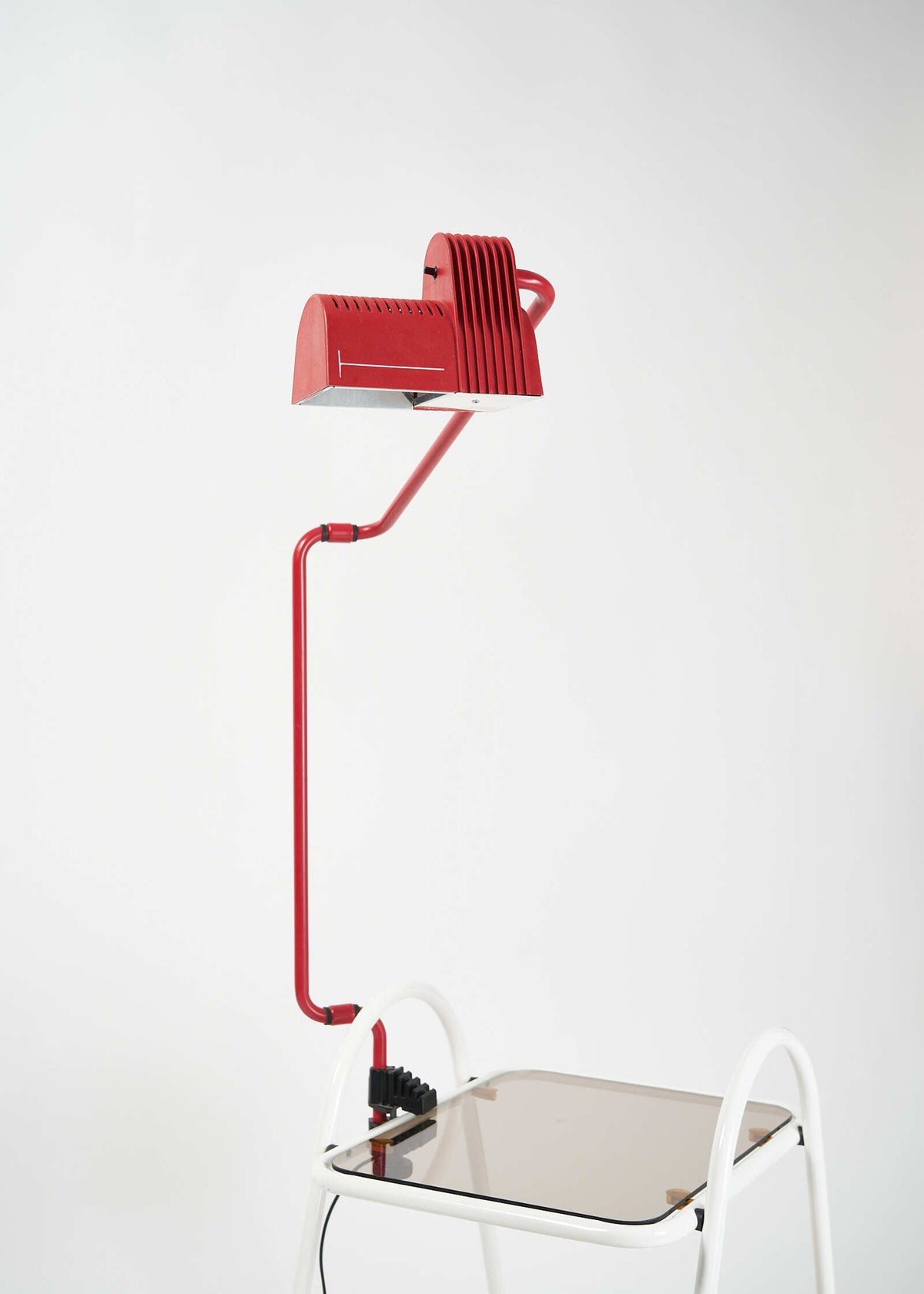 BELUX-guillermo-capdevilla-lamp-fullroom1124