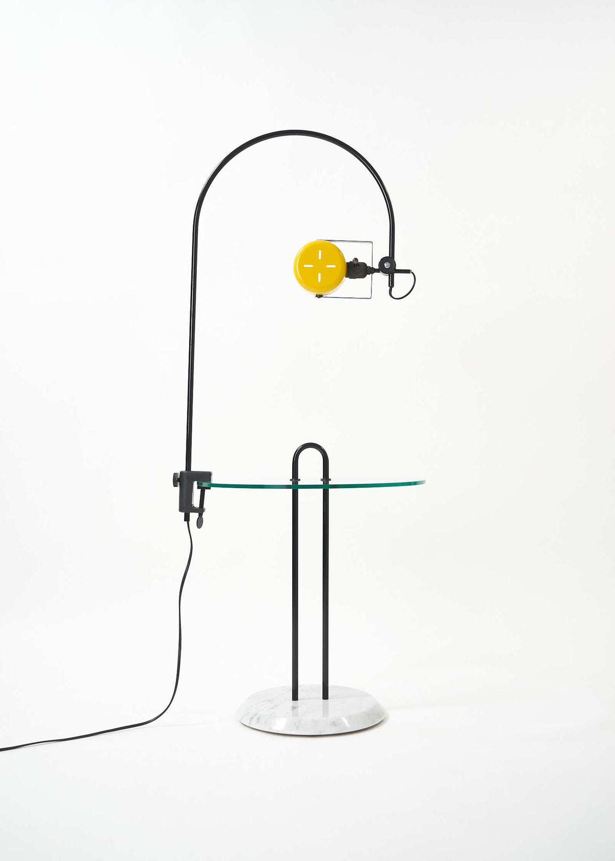 BAZZ-cliplamp-montreal-design-fullroom-0809