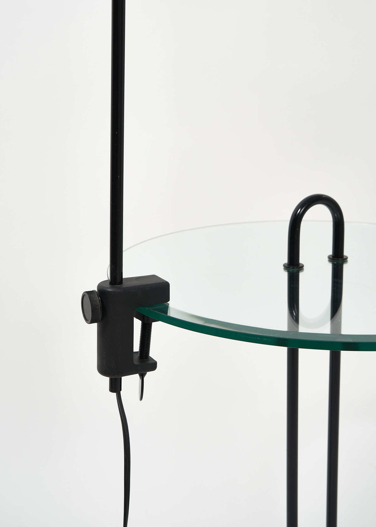 BAZZ-cliplamp-montreal-design-fullroom-0848