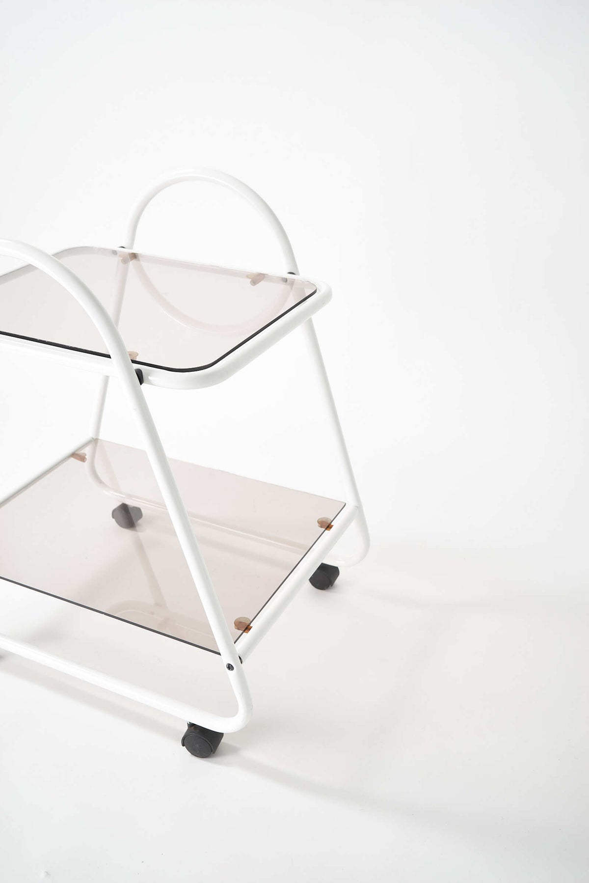 BAR CART-spaceage-design-fullroom0593