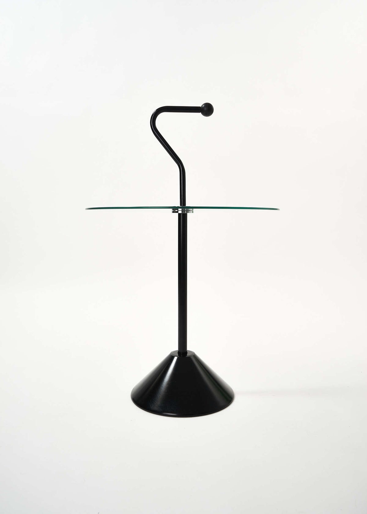 BIMBI-carlo-sidetable-design-fullroom1455