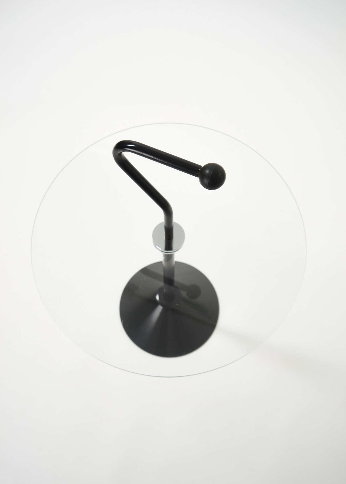 BIMBI-carlo-sidetable-design-fullroom1467
