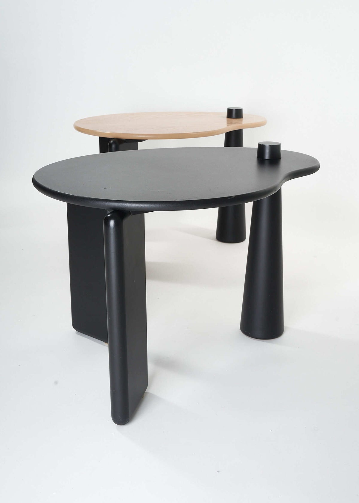 Bean_SideTable_Laurier_FullRoom-1149