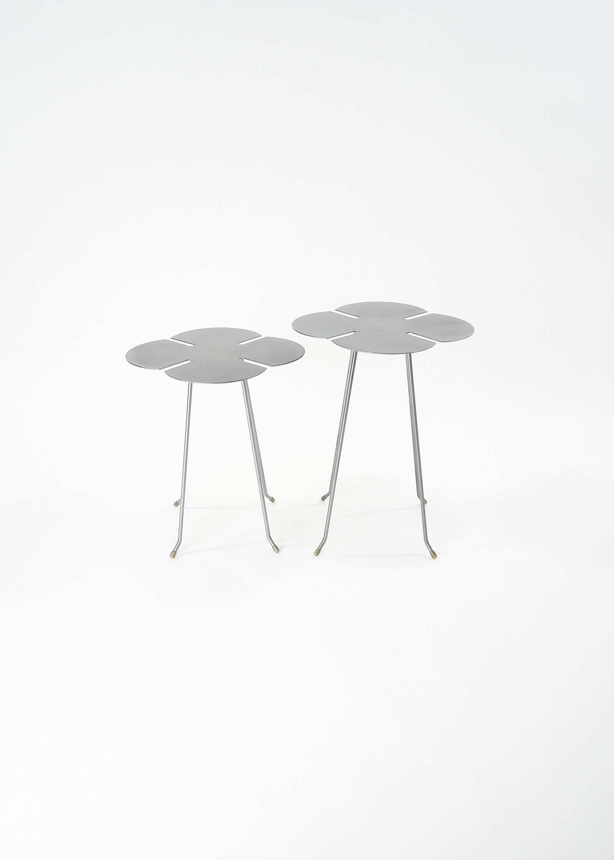 Clover-Leaf-Table-Vello-Hubel-FullRoom0285