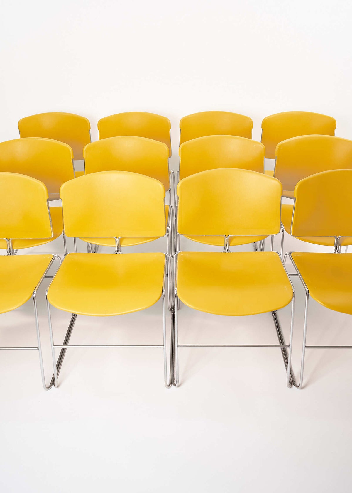 Max-Stacker-Chair-Steelcase-FullRoom3258