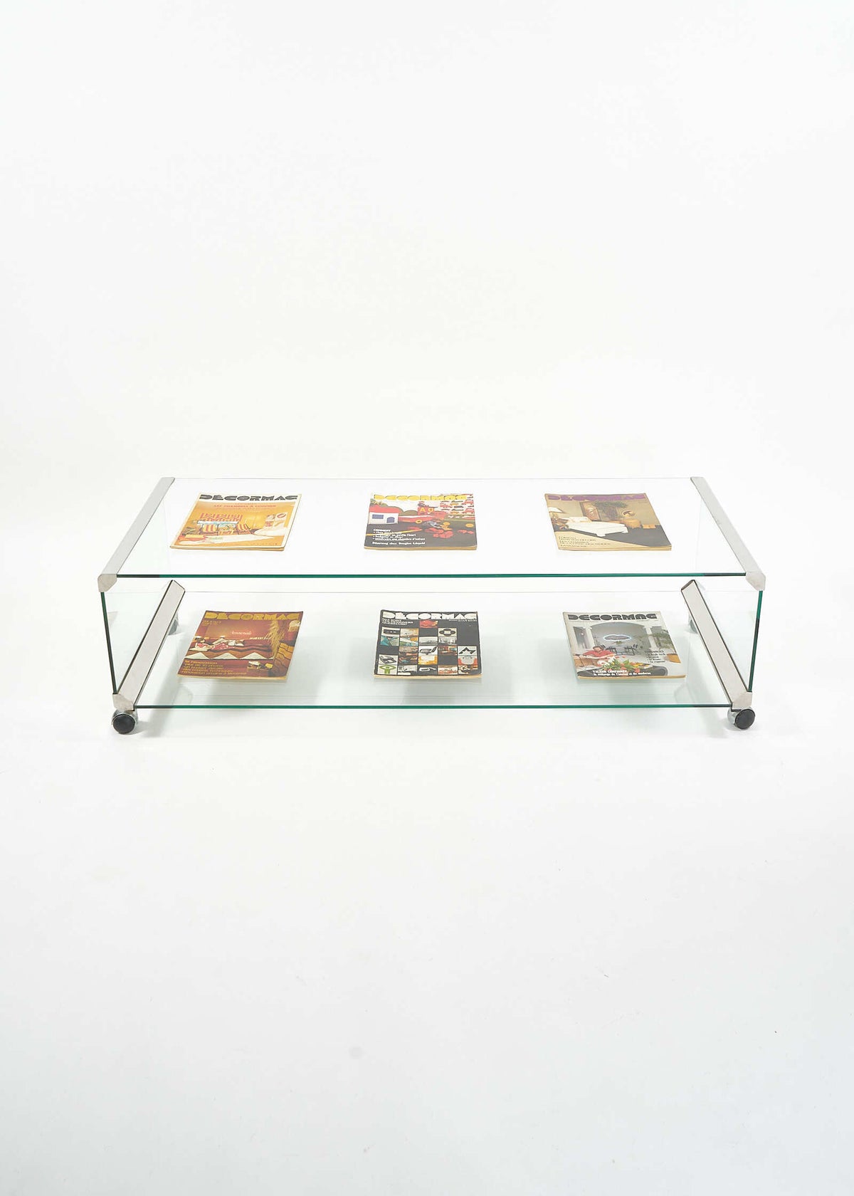 George-Table-Pierangelo-Galloti-&Radice-FullRoom1430 1