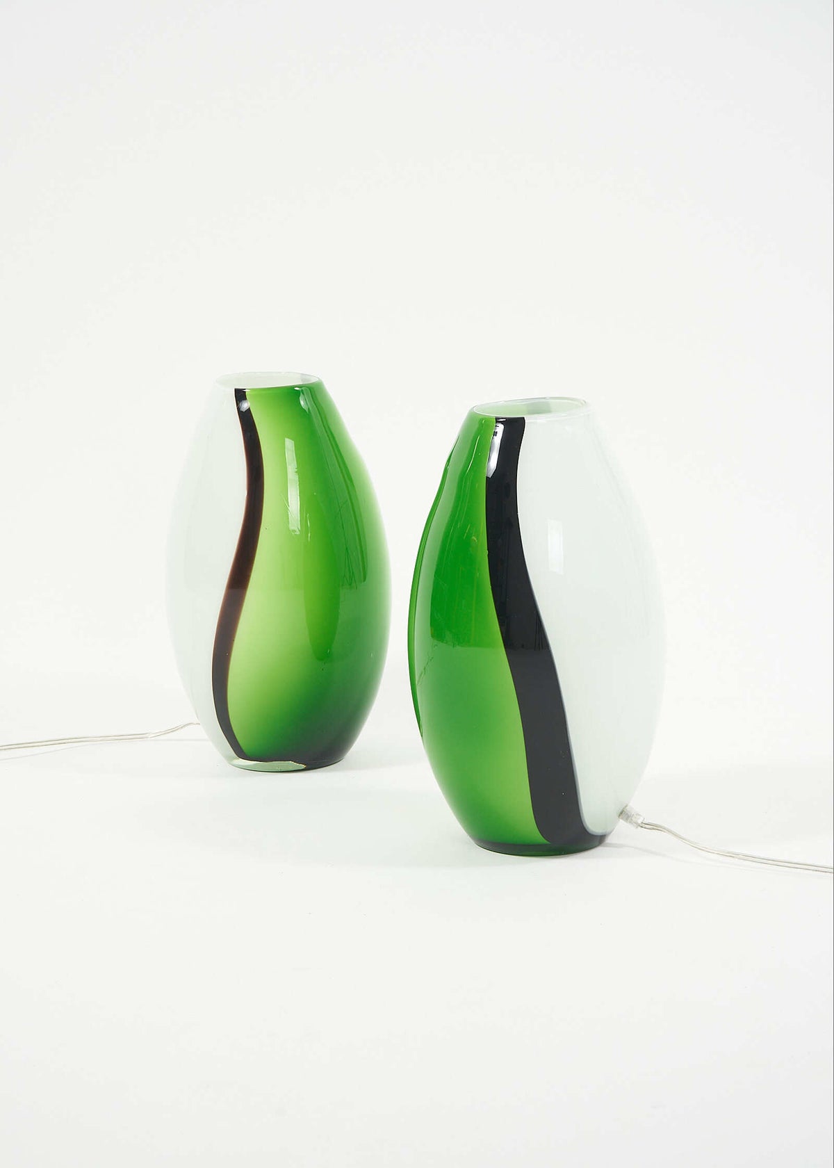 Empori-Eglo-lamp-FullRoom2379