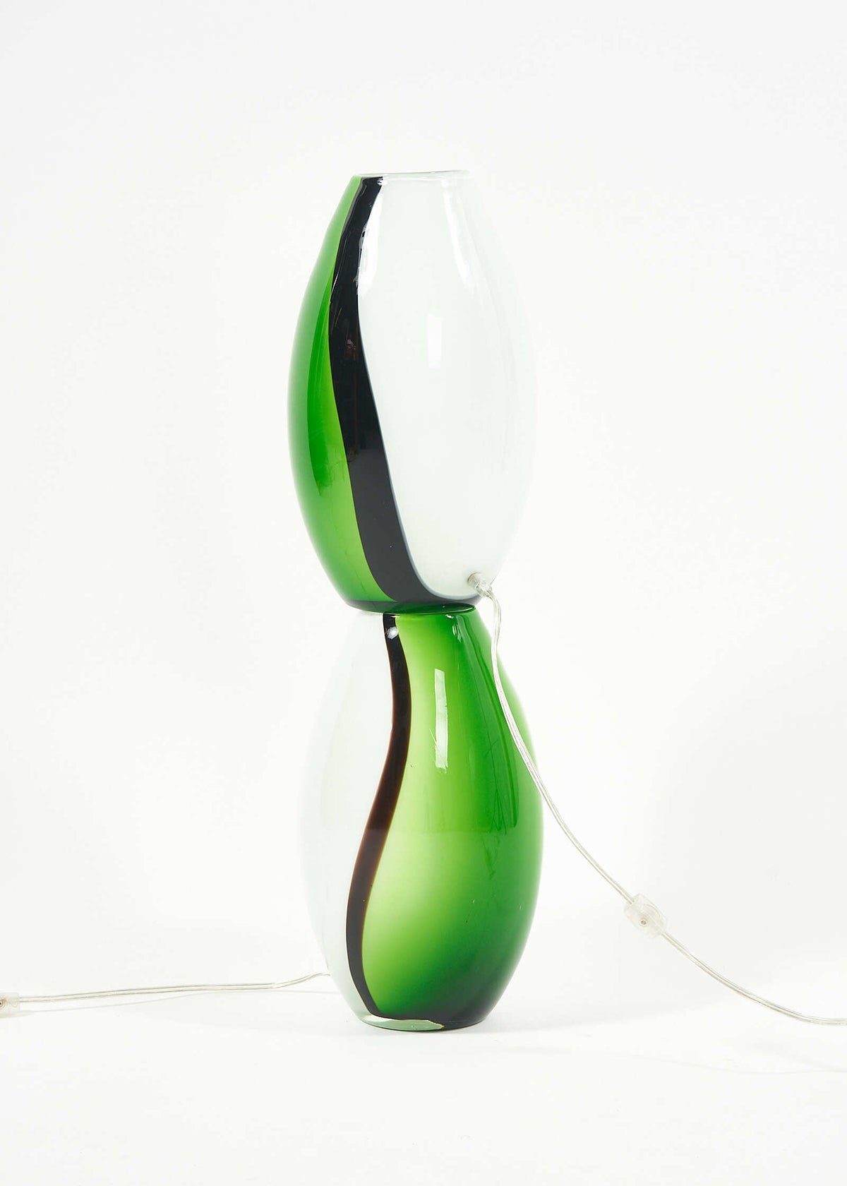 Empori-Eglo-lamp-FullRoom2381