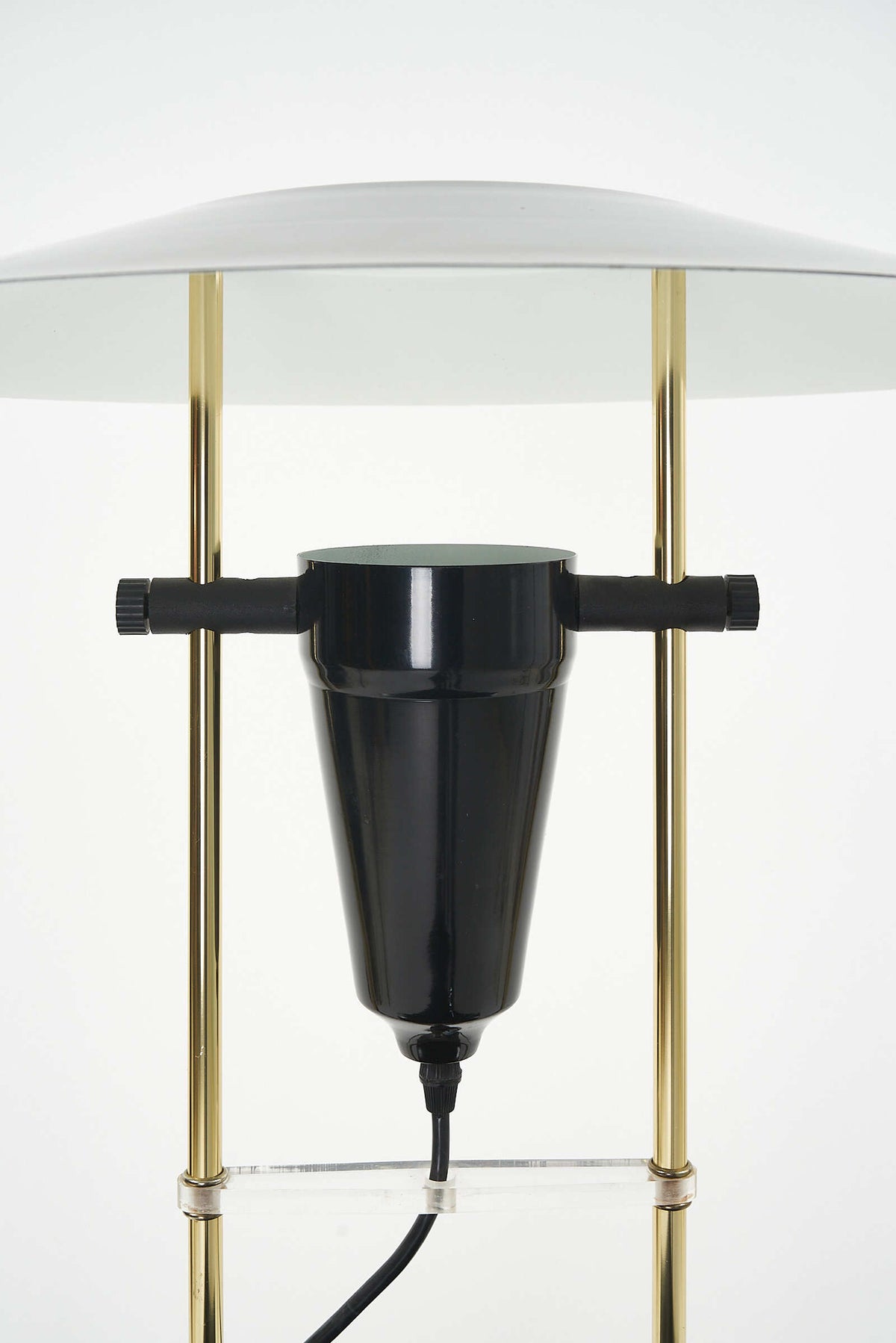 Bauhaus-Side-Table-FullRoom2112
