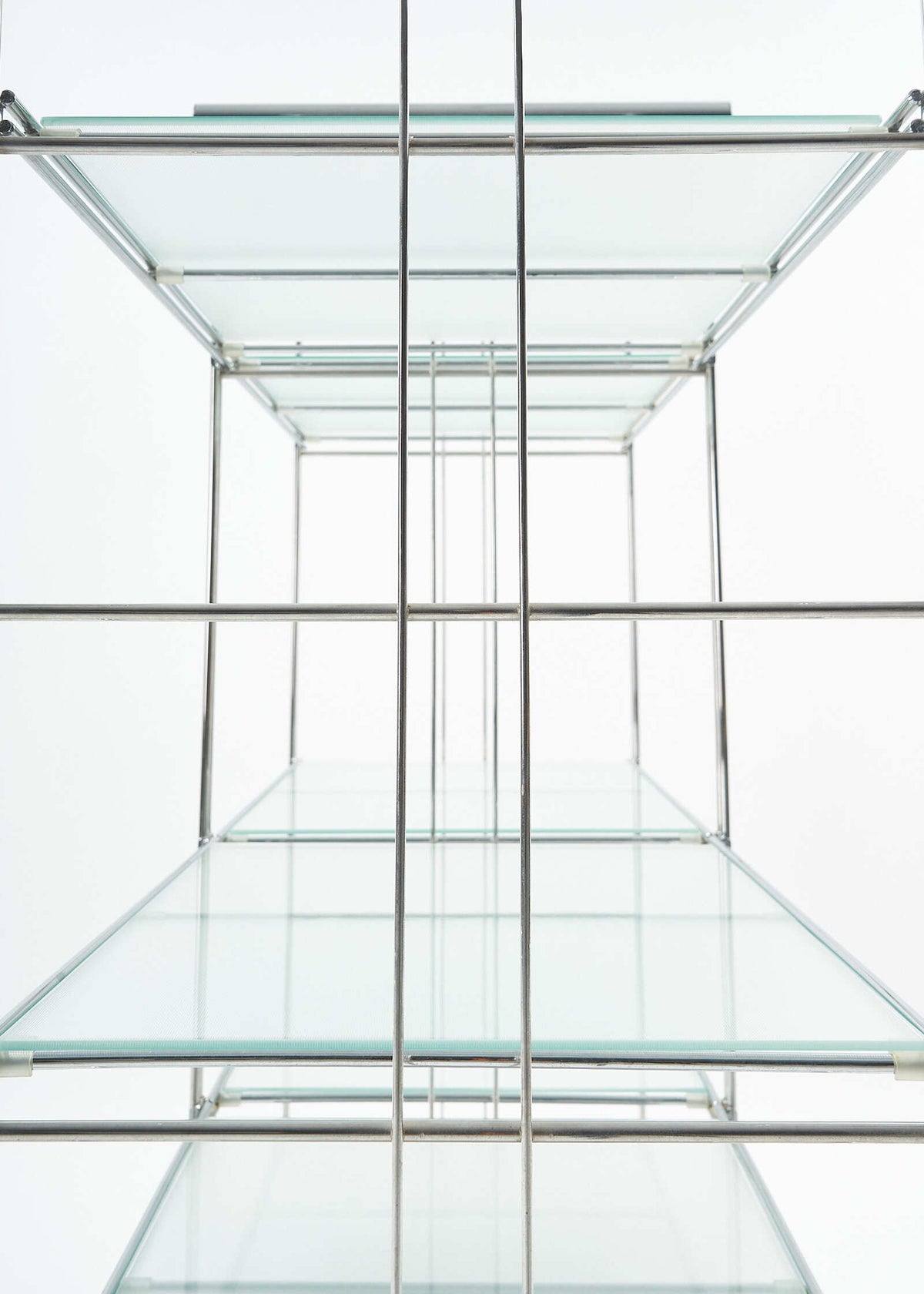 Multistrux-wire-shelving-italy-Fullroom0315