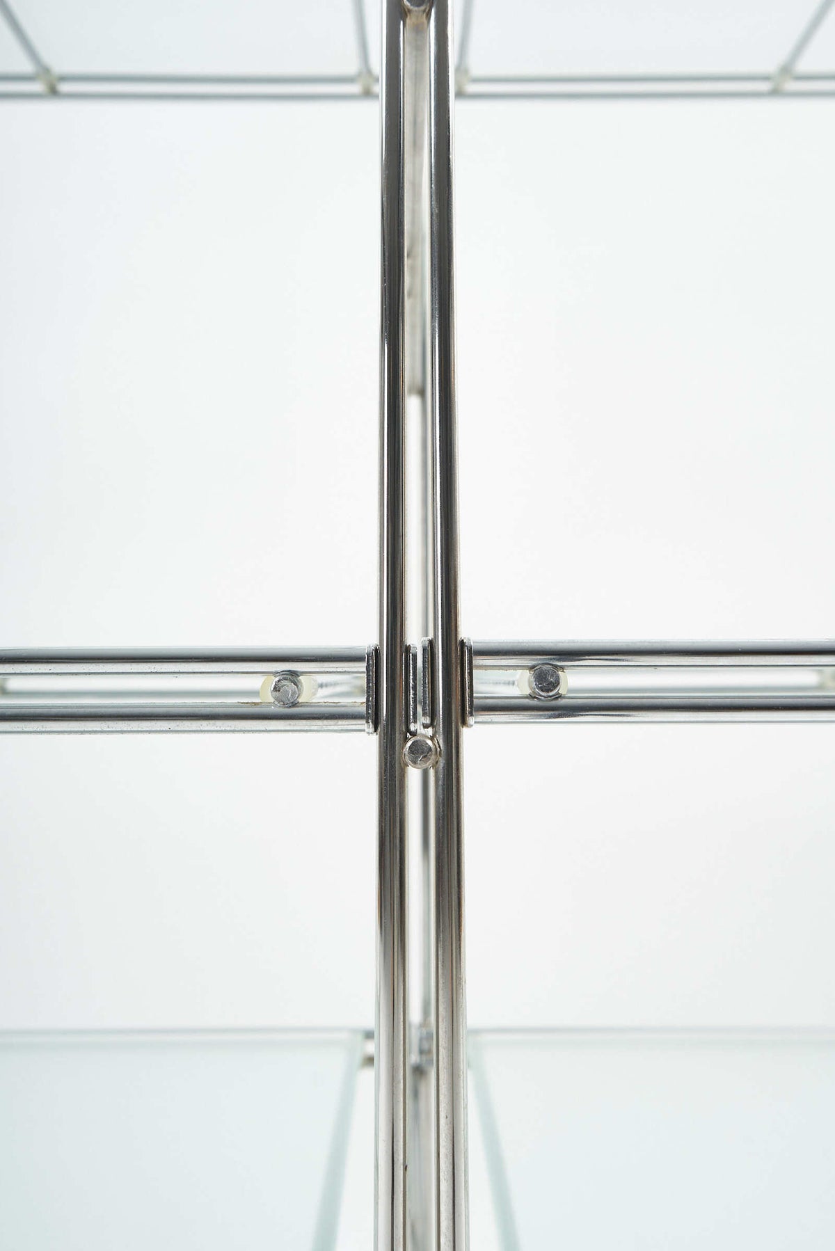 Multistrux-wire-shelving-italy-Fullroom0580