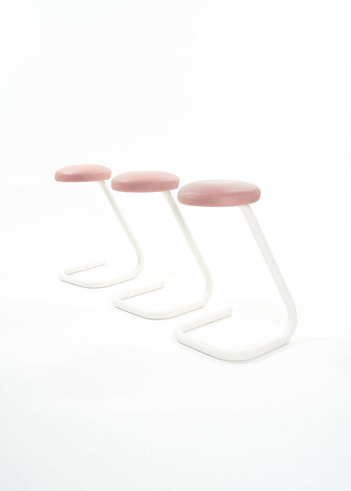 Amisco-Paperclip-Kinetics-PhilipSalmon-FullRoom0858
