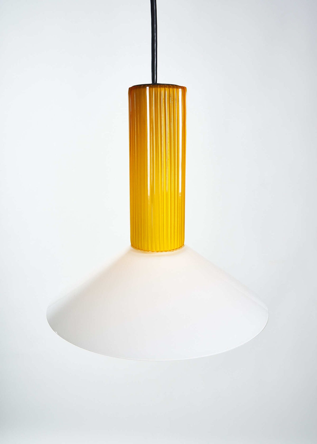 DeMajo-Murano-Glass-Pendant-FullRoom0306