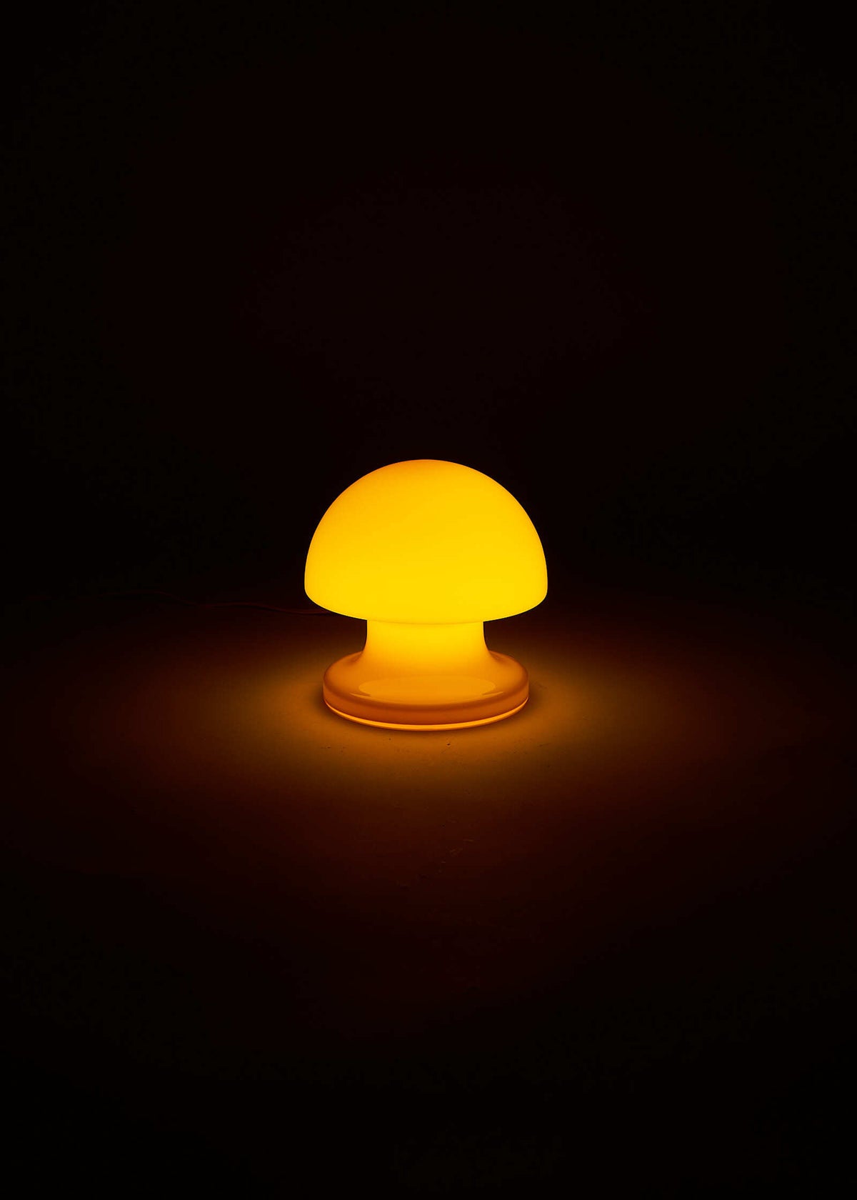 Base-Murano-Lamp-FullRoom1220