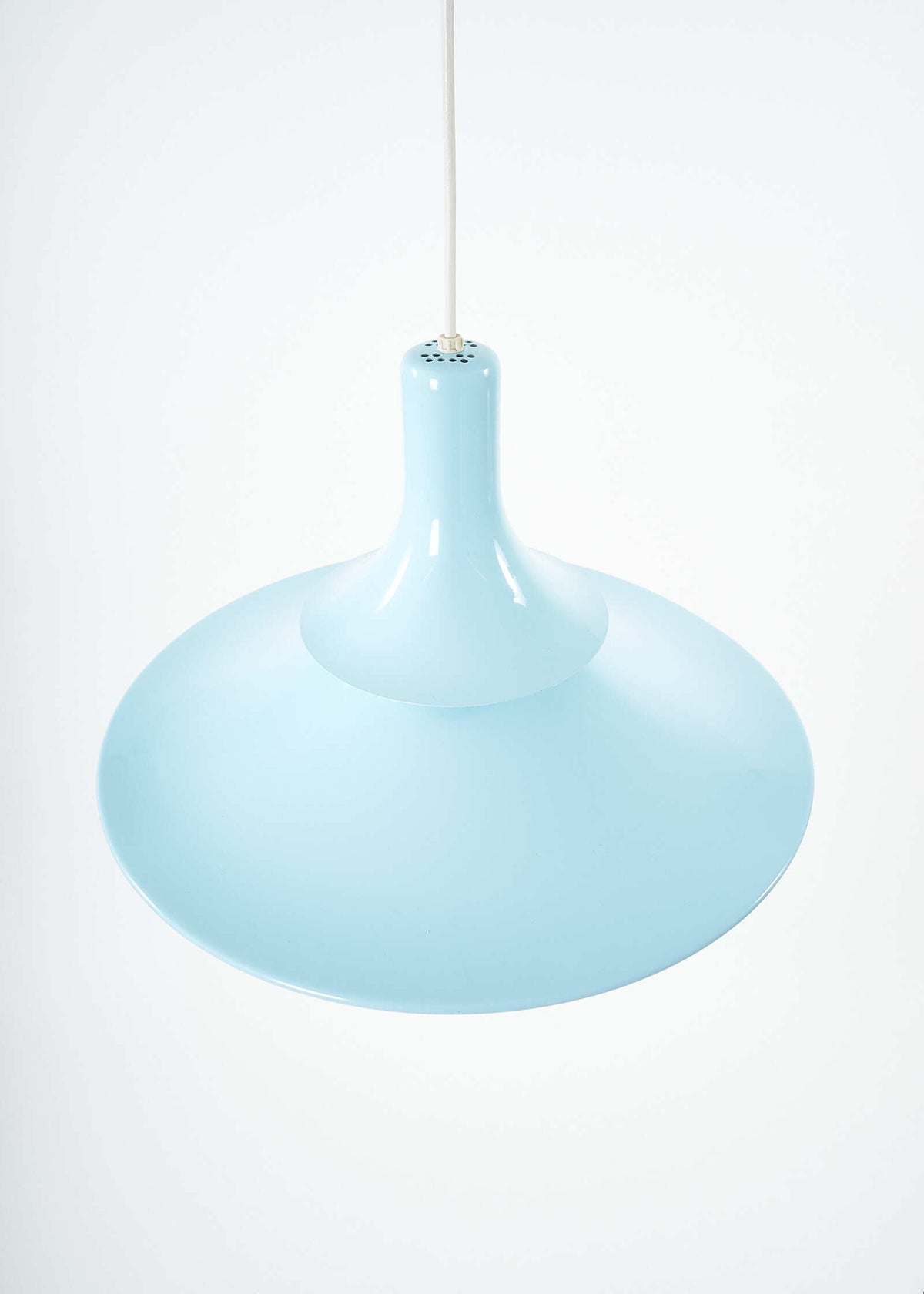Lampe-Trumpet-Baby-Blue-Sverige-FullRoom1033