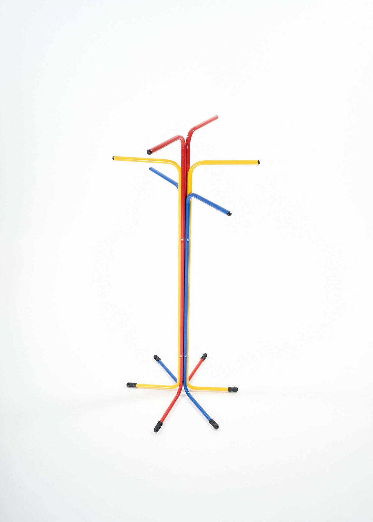 Plagg-Coatrack-Ikea-Tord-Bjorklund-FullRoom0555