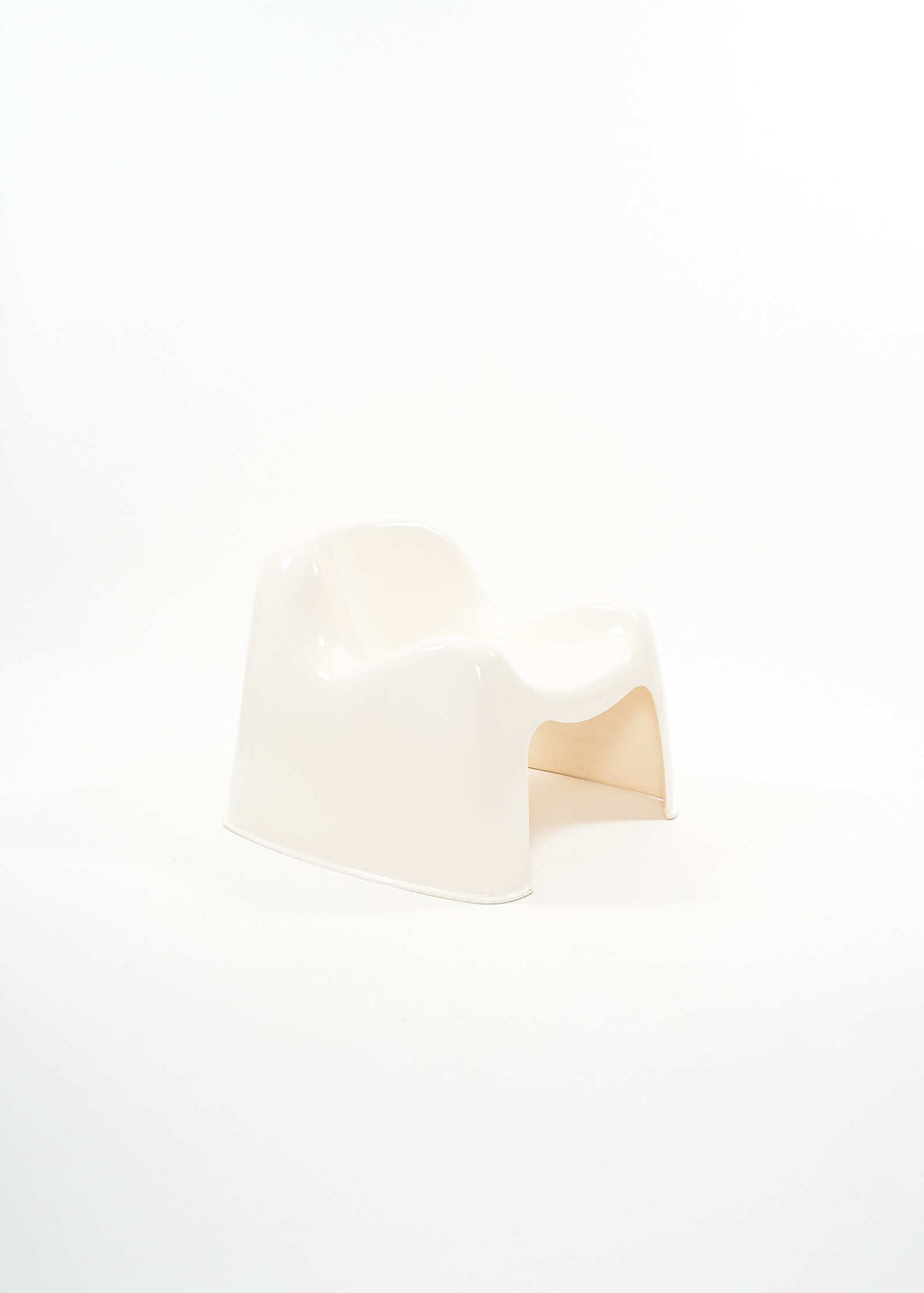 Sergio-Mazza-Toga-Artemide-FullRoom2391