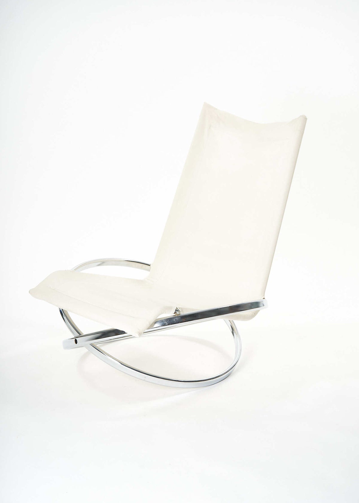 Jetstar-Rocking-Chair-Vintage-RogerLecal-FullRoom3706