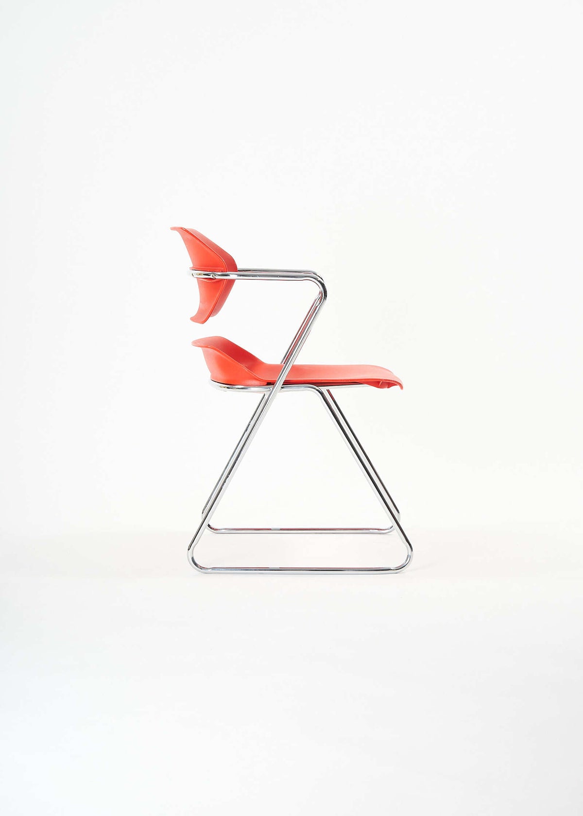 Acton-Stacker-Hugh-Acton-Chair-Vintage-FullRoom4831