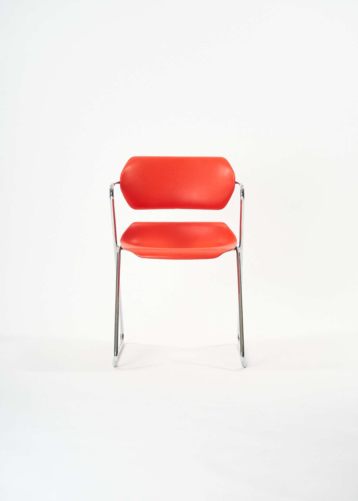 Acton-Stacker-Hugh-Acton-Chair-Vintage-FullRoom4837