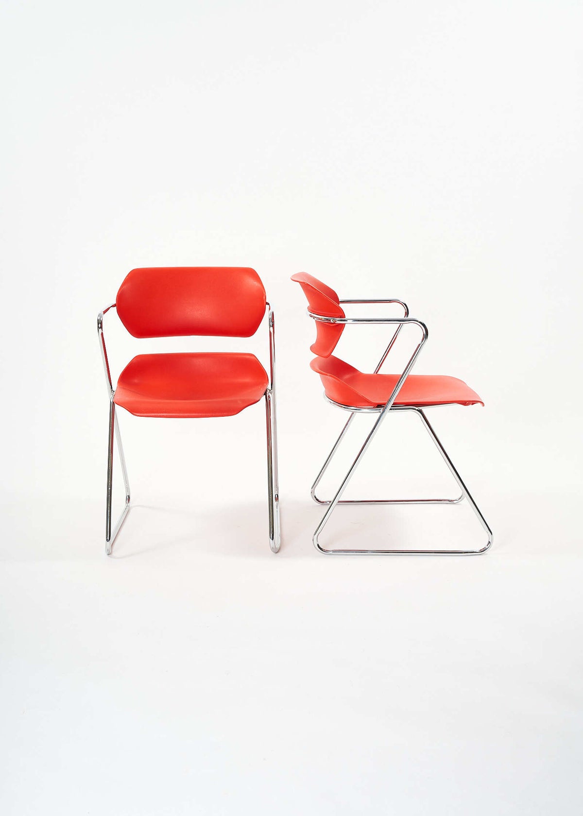 Acton-Stacker-Hugh-Acton-Chair-Vintage-FullRoom4873