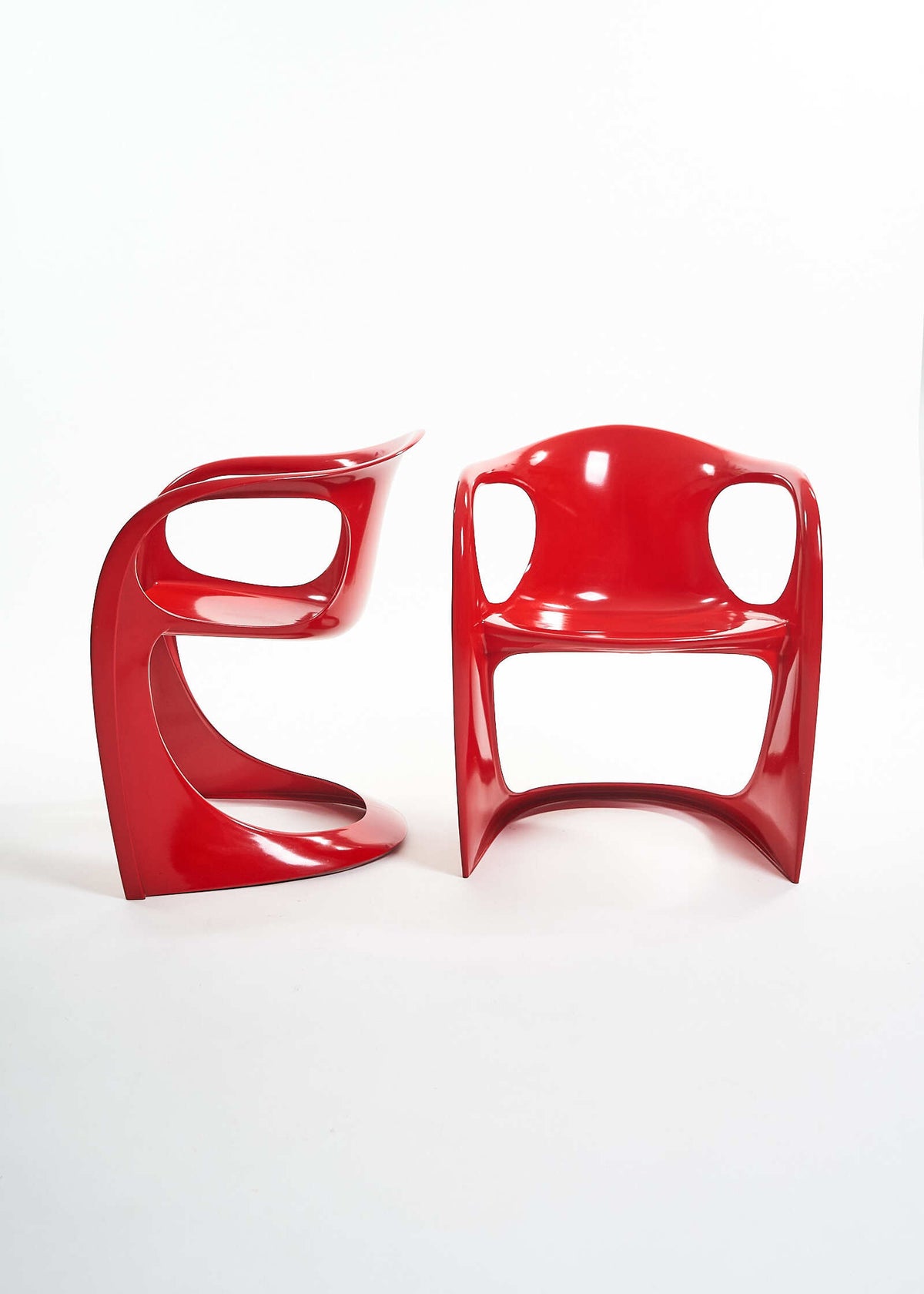 Casalino-chair-Casala-Alexander-Begge-FullRoom1578