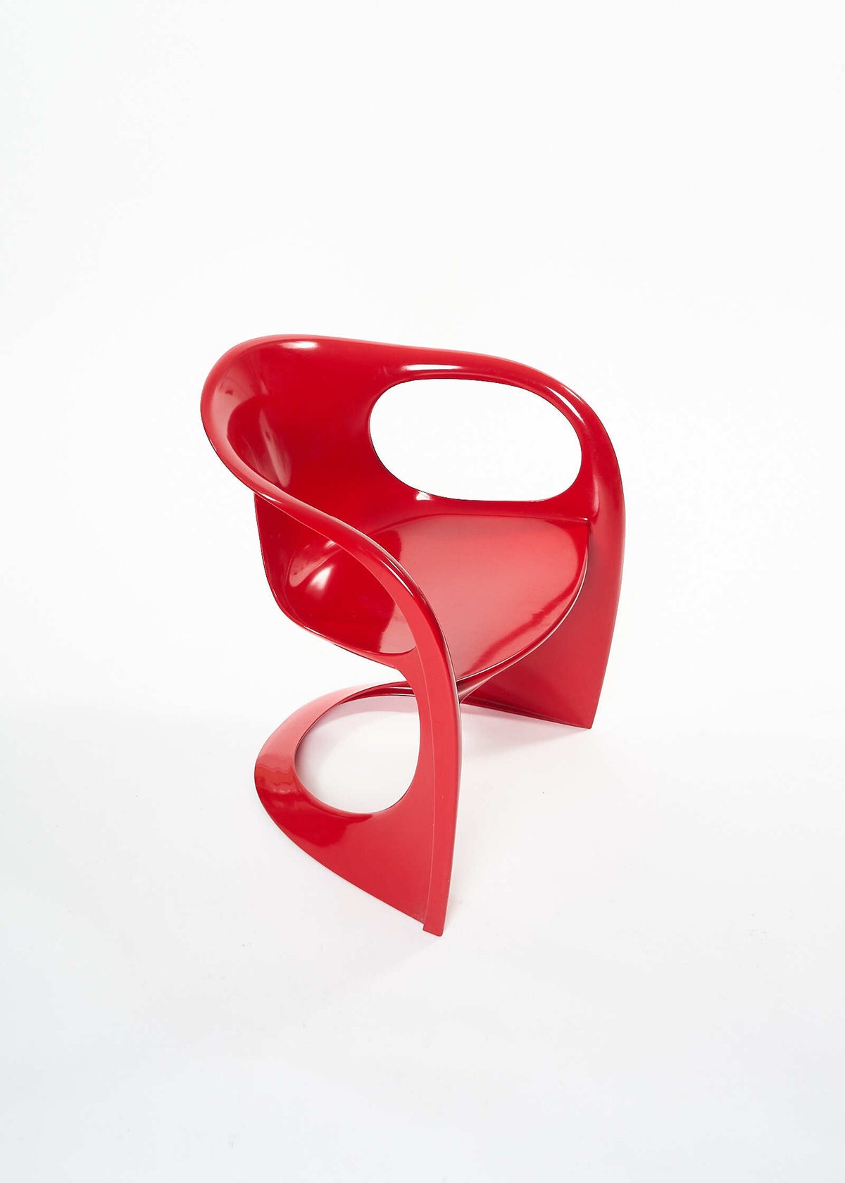Casalino-chair-Casala-Alexander-Begge-FullRoom1608