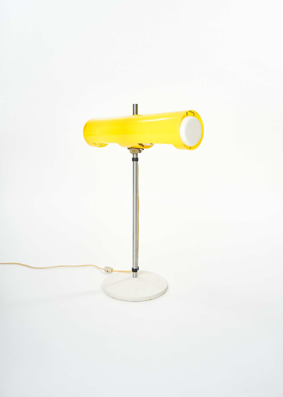 Galaxi-Lighting-Plexi-Lamp-FullRoom9171