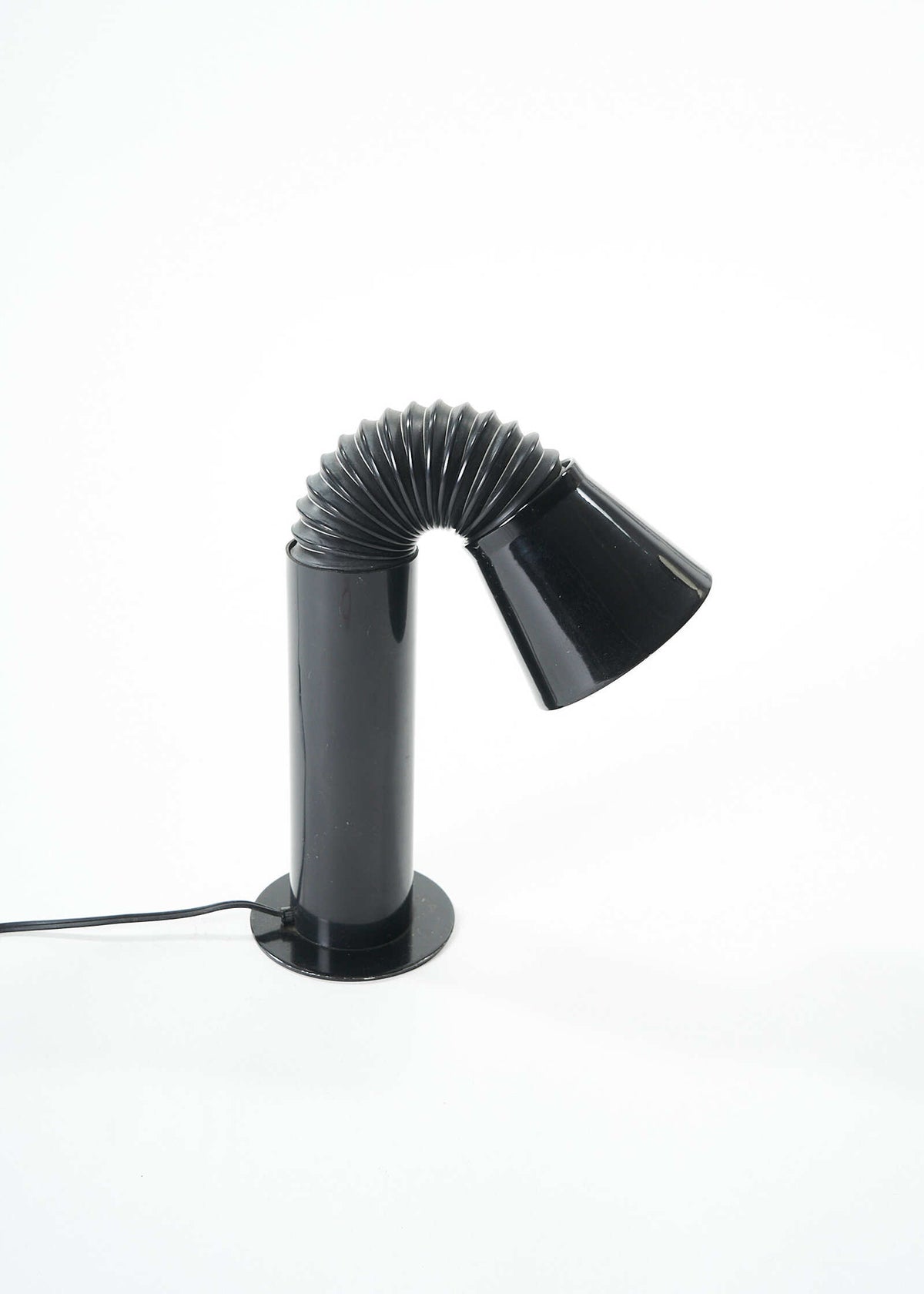 Lamp-Gooseneck-HongKong-FullRoom3691