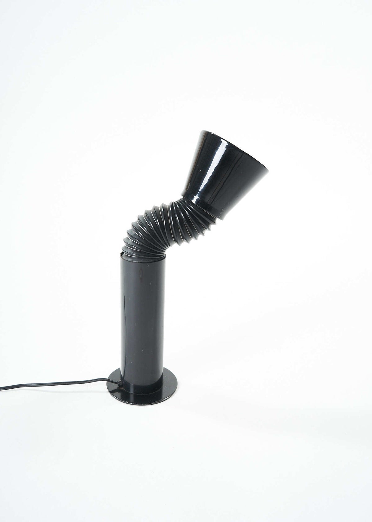 Lamp-Gooseneck-HongKong-FullRoom3692