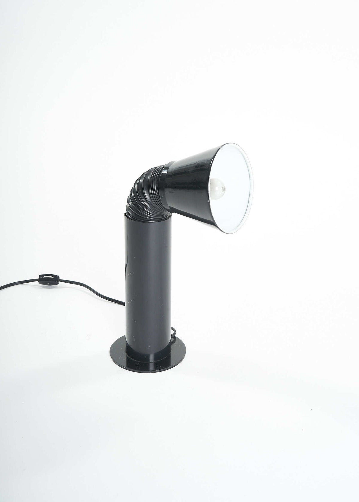 Lamp-Gooseneck-HongKong-FullRoom3704