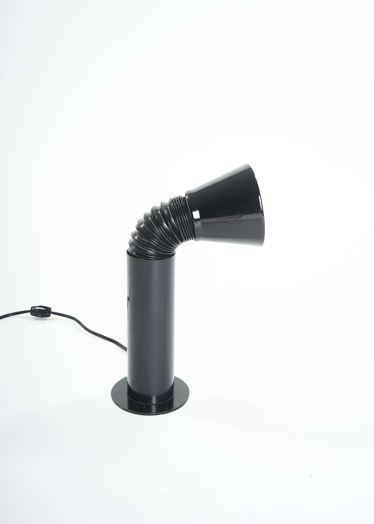 Lamp-Gooseneck-HongKong-FullRoom3706