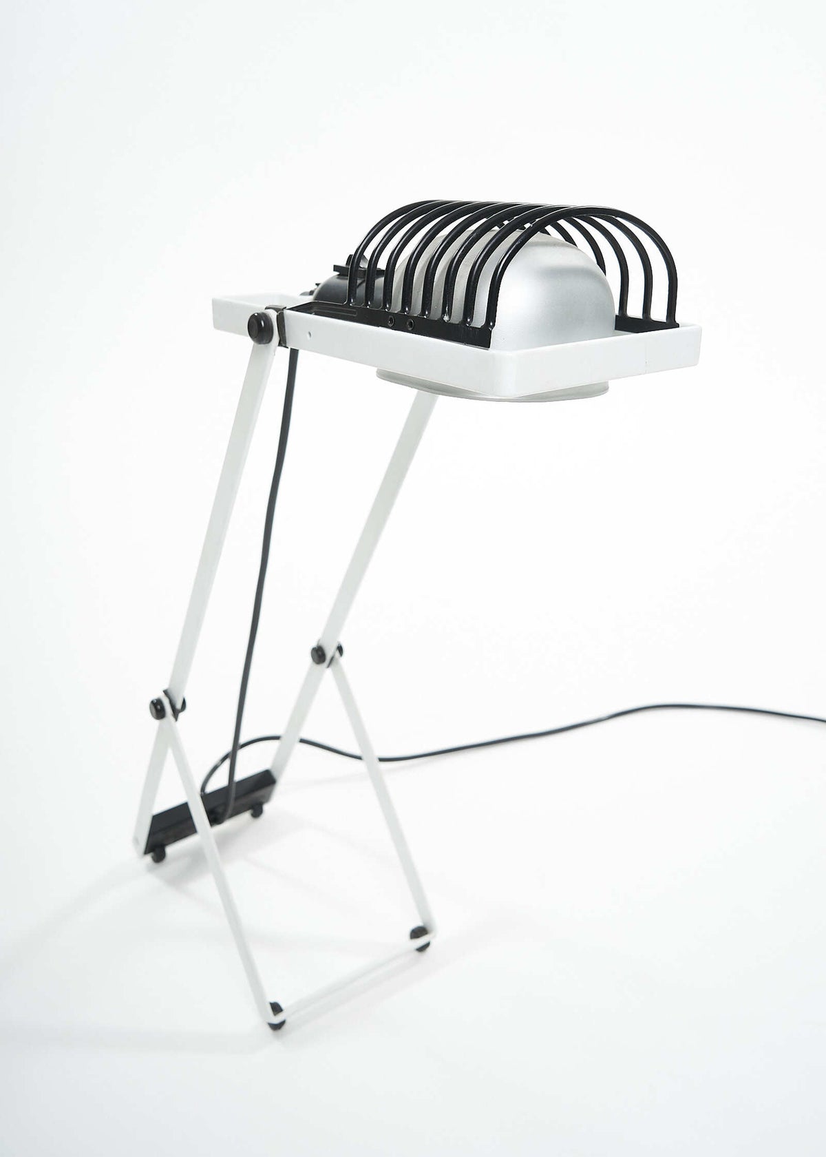 Sintesi-Artemide-Ernesto-Gismondi-FullRoom0297
