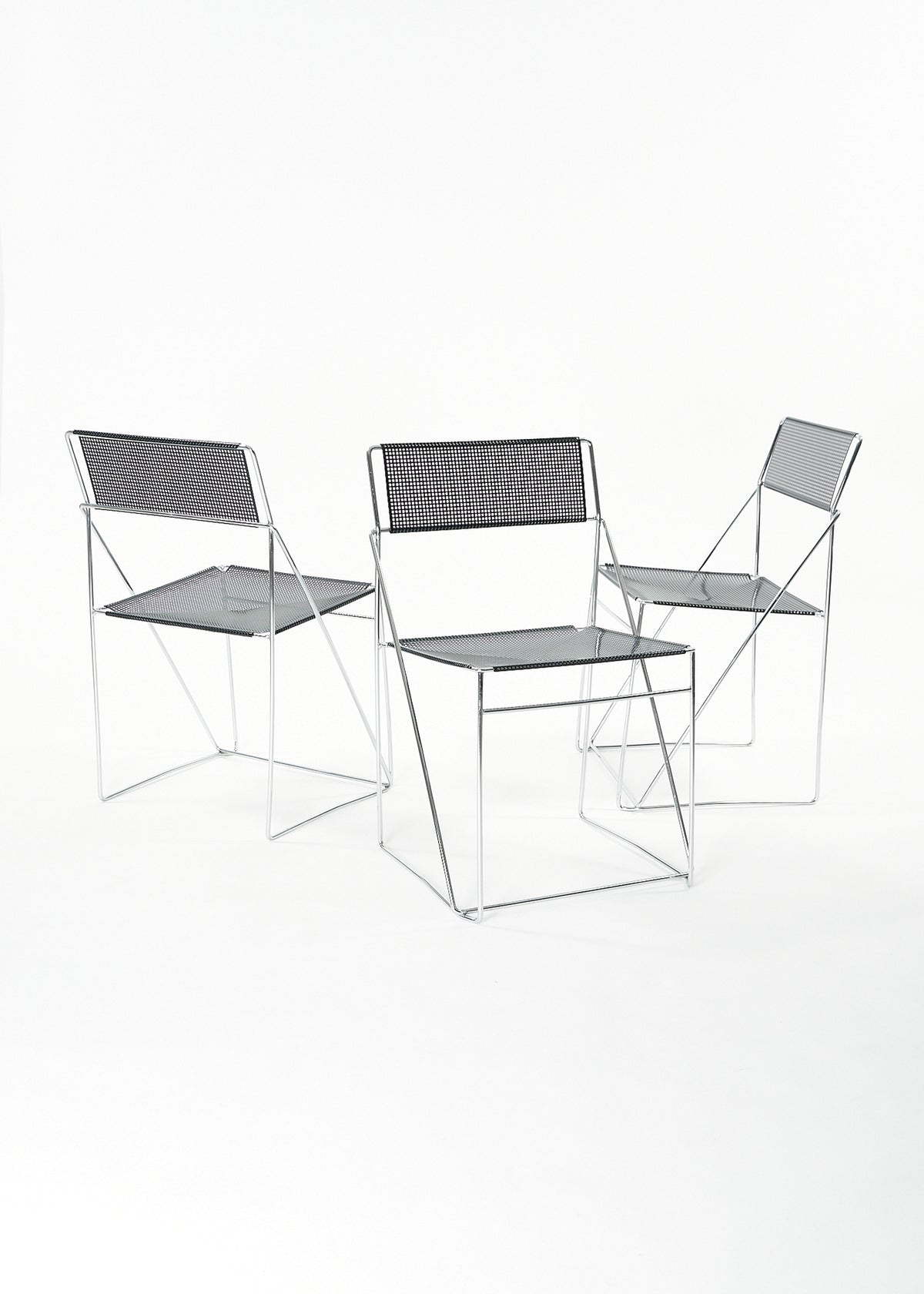 XLine-Niels-Jorgen-Haugesen-Hay-FullRoom1847