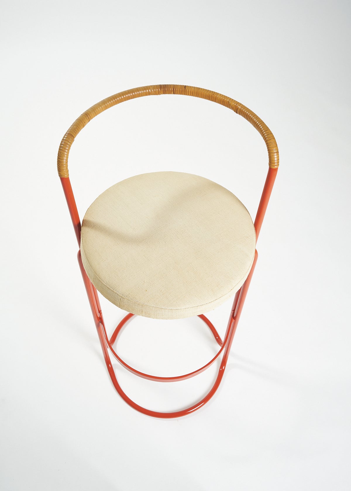 Locus-Solus-Gae-Aulenti-stool-FullRoom1585