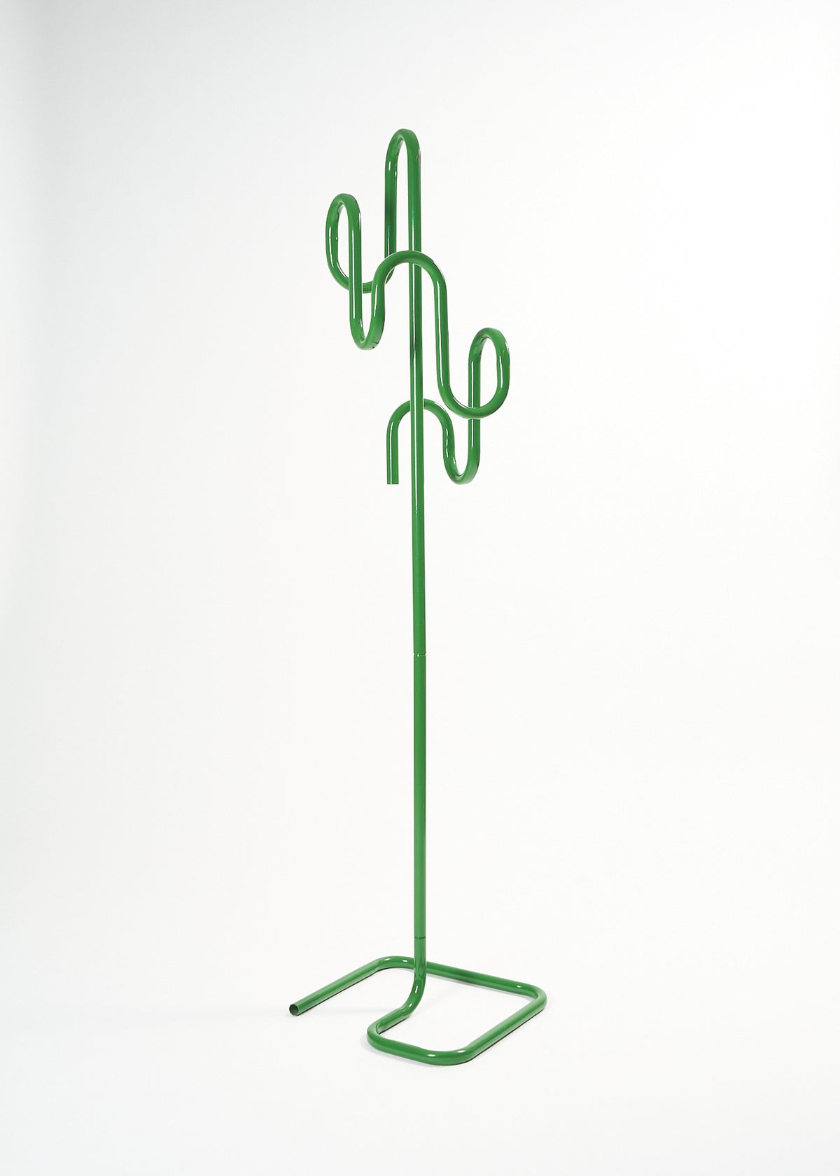 Cactus-Coat-stand-squiggle-FullRoom1844
