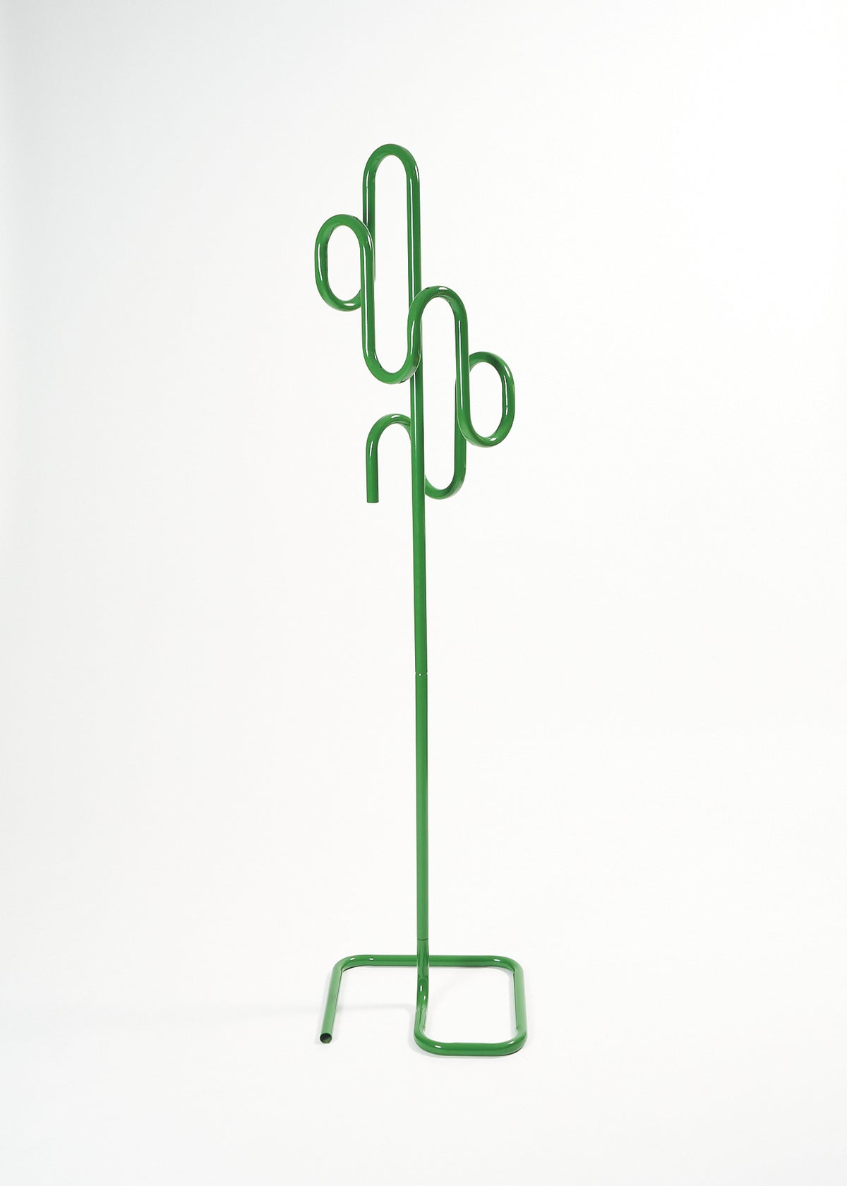 Cactus-Coat-stand-squiggle-FullRoom1850