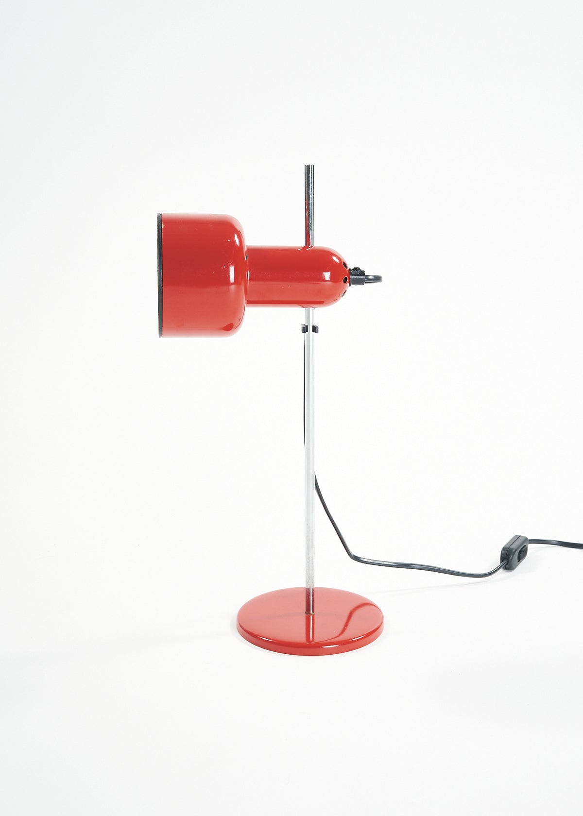 Desk-Lamp-Vintage-MD-Lighting-FullRoom1433