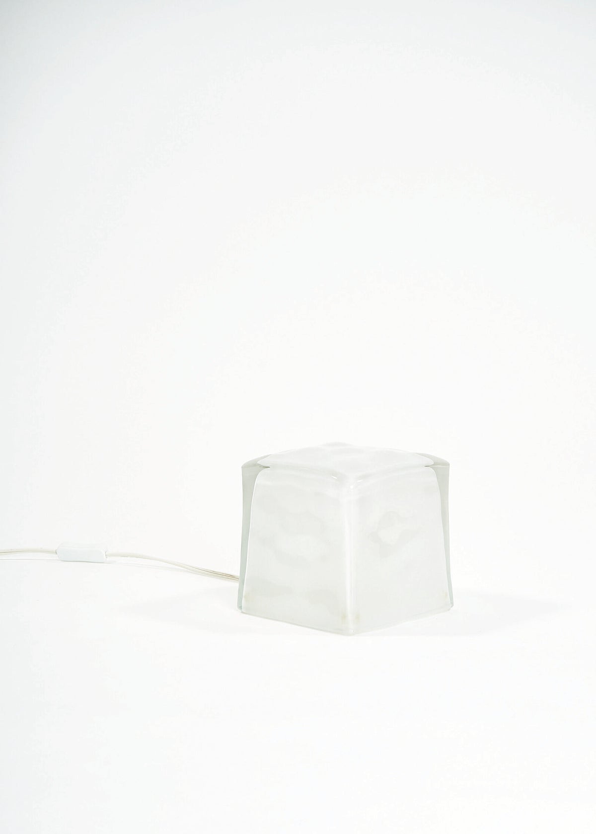 Iviken-Cube-Glass-Lamp-FullRoom1442 1