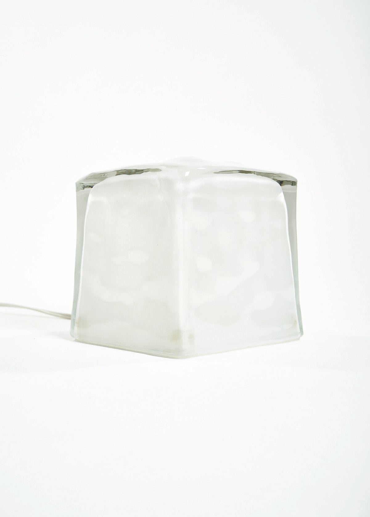 Iviken-Cube-Glass-Lamp-FullRoom1456 1