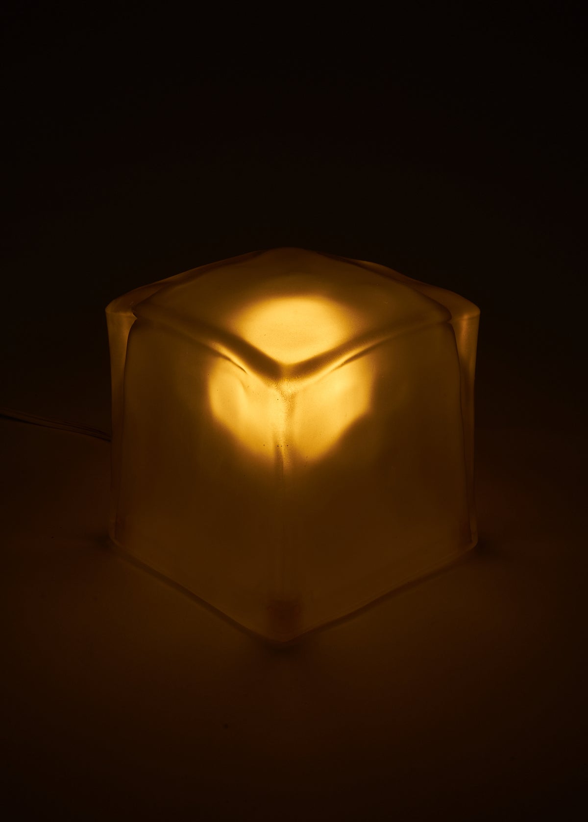 Iviken-Cube-Glass-Lamp-FullRoom1475 2