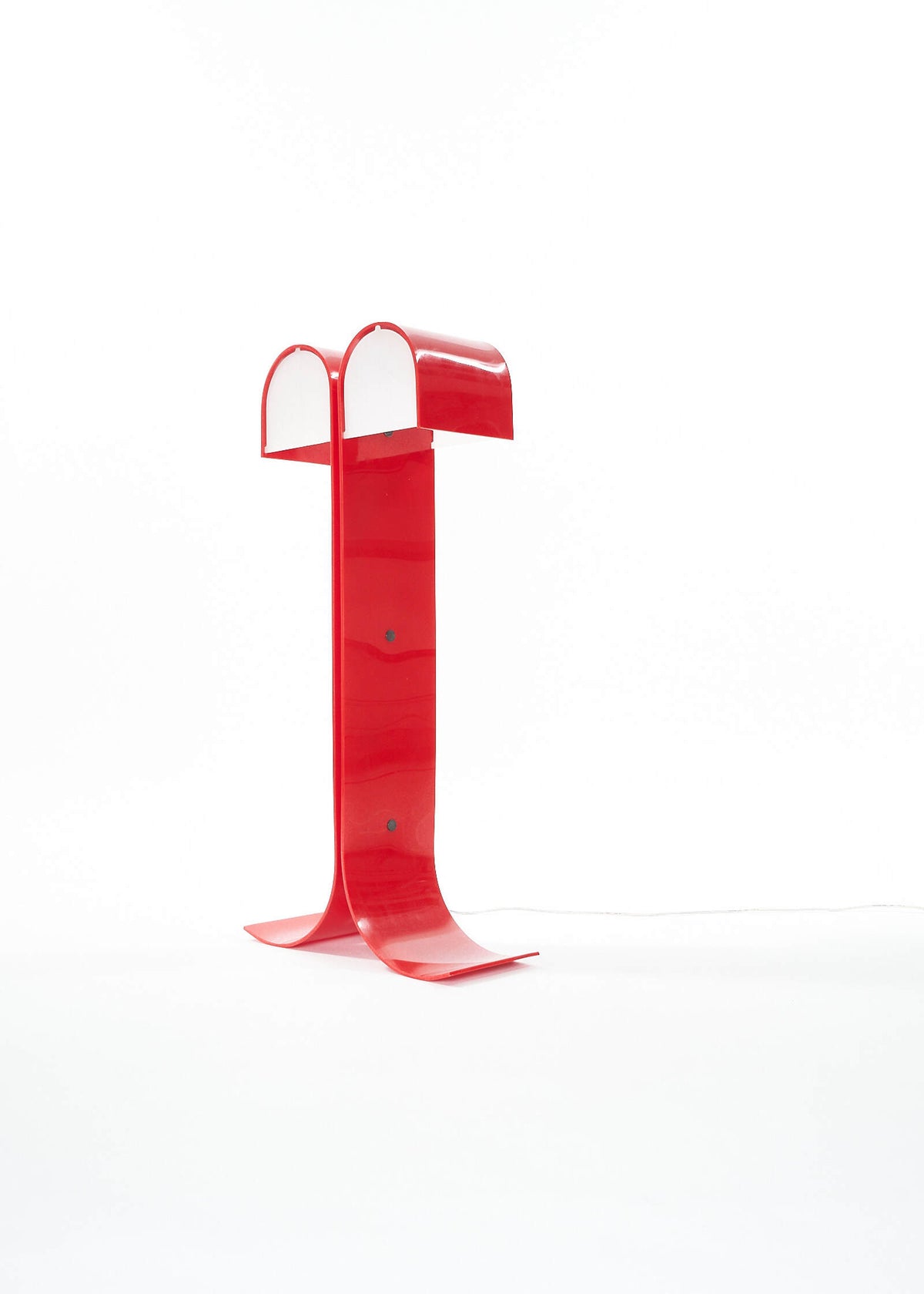GloUp-Collection-Lamp-Reedition-FullRoom0320